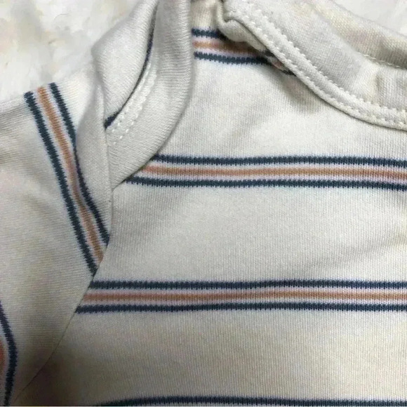 Colored Organics Gown Long Sleeved Adjustable  Tie Bottom Cream Stripes 0-3M - Picture 11 of 16